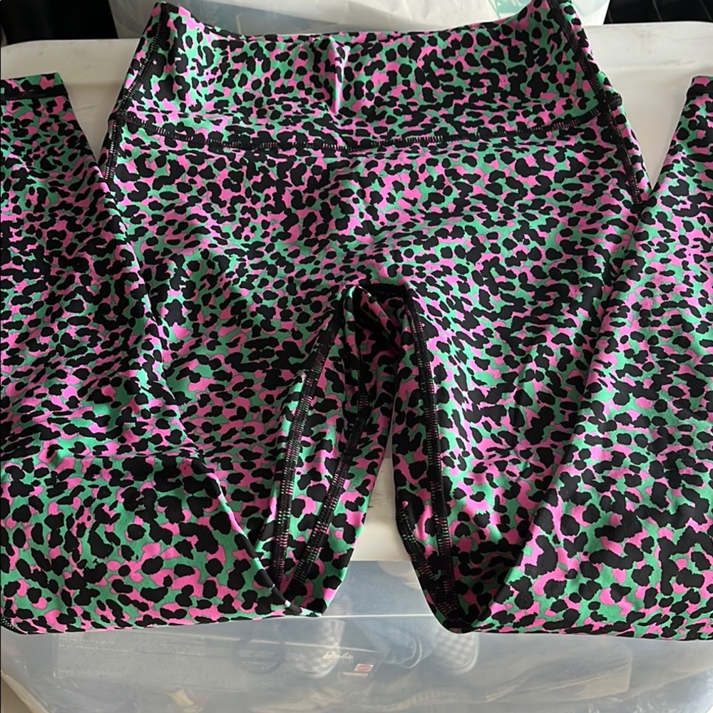 Fabletics Motion 365 Leopard Print Leggings